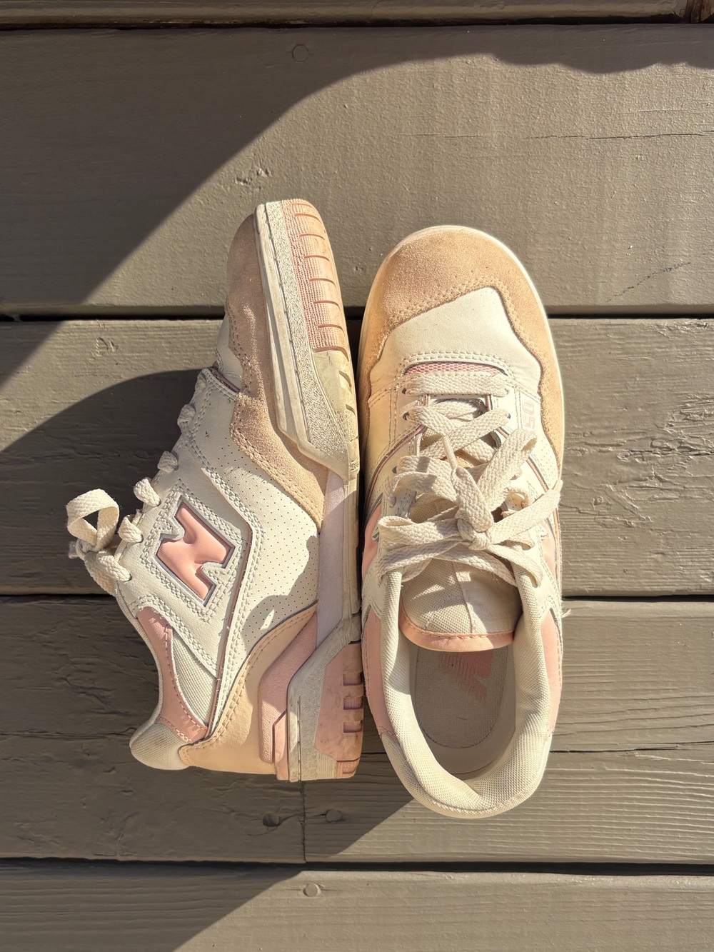 New Balance 550 sneakers in pink & white excellent condition lightly used